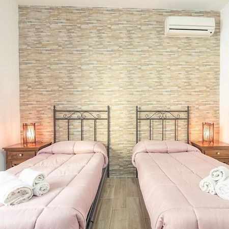 Lungomare Alghero 2 Minuti A Piedi Dalla Spiaggia Rosaria House Exteriör bild